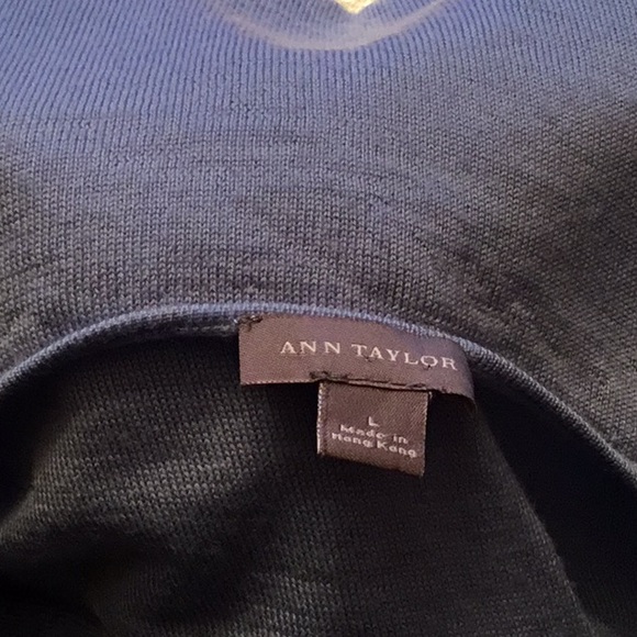 Sweater - Picture 3 of 5